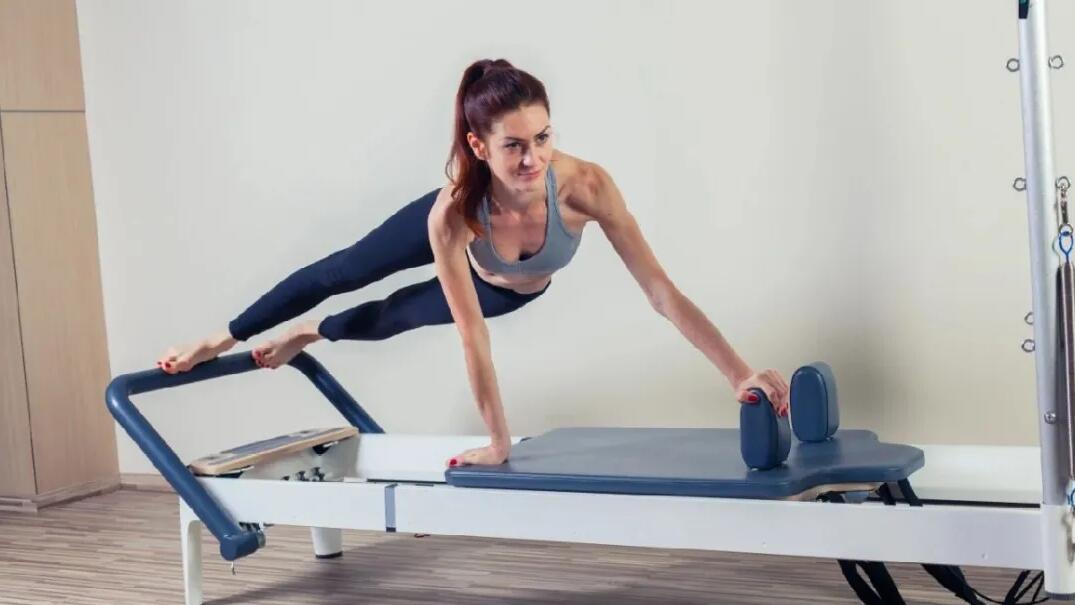 Tại sao Giường lõi Pilates lại được ưa chuộng đến vậy?