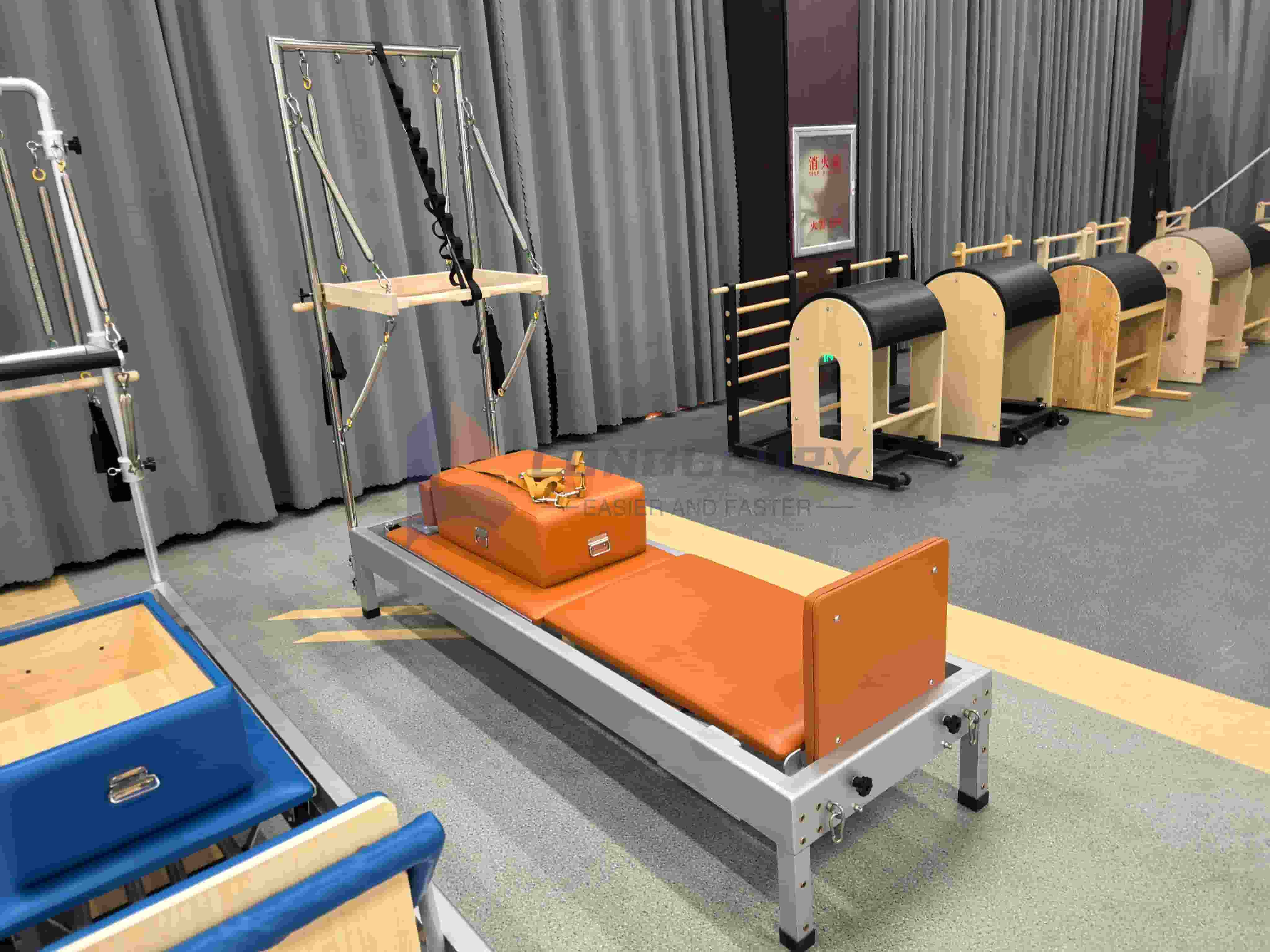 Bộ cải cách Pilates nhôm có tháp